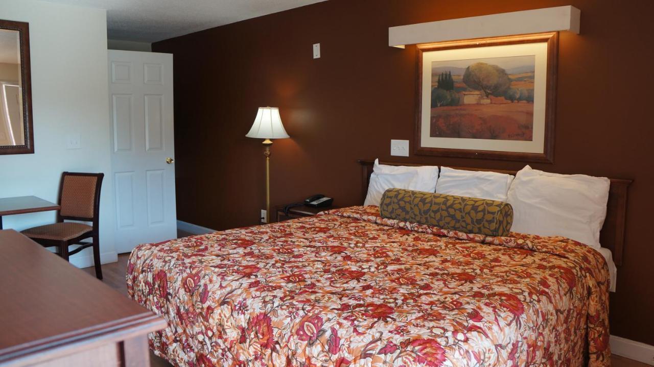 Classic Motor Lodge Providence - West Greenwich Bagian luar foto
